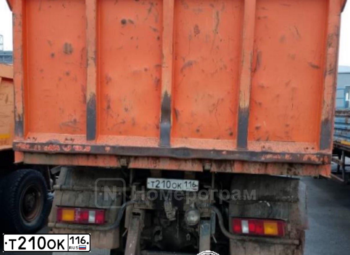 Фото автомобиля KAMAZ 65220 /6X6/, 2013 — госномер Т210ОК116. Цвет: ОРАНЖЕВЫЙ