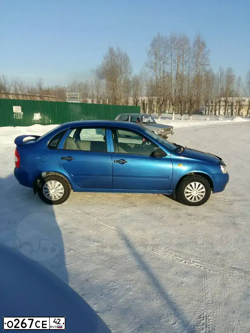 Фото автомобиля LADA 1118 KALINA, 2007 — госномер В903НН122. Цвет: ЯРКО-СИНИЙ