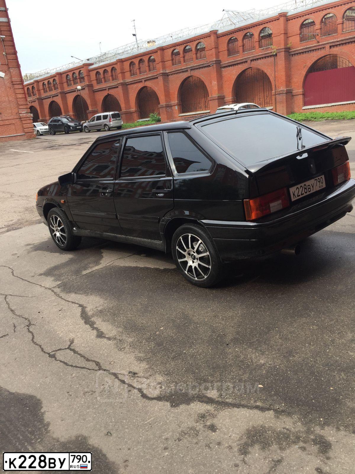 Фото автомобиля LADA 2114 SAMARA, 2013 — госномер К228ВУ790. Цвет: СИНЕ-ЧЕРНЫЙ