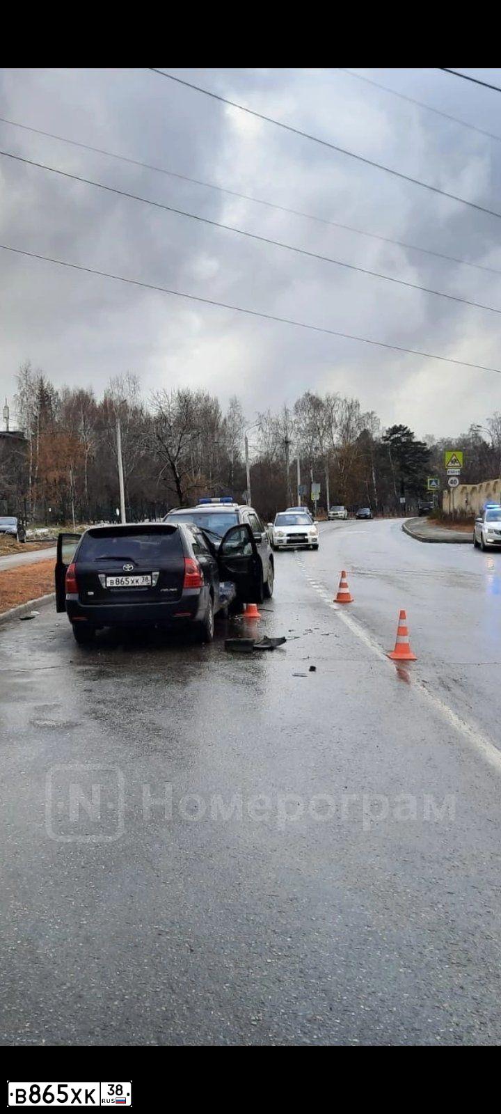 Фото автомобиля TOYOTA COROLLA FIELDER, 2005 — госномер С582КХ138