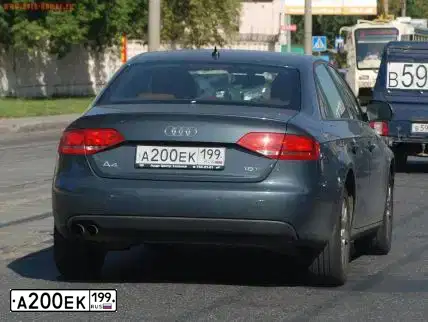 Фото автомобиля MERCEDES C-KLASSE, 2004 — госномер Т767ТХ178. Цвет: ЧЕРНЫЙ