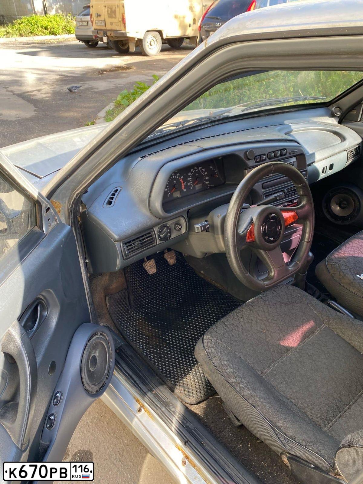 Фото автомобиля LADA 2114 SAMARA, 2005 — госномер М230АМ716. Цвет: СВЕТЛО-СЕРЕБРИСТЫЙ МЕТАЛЛ