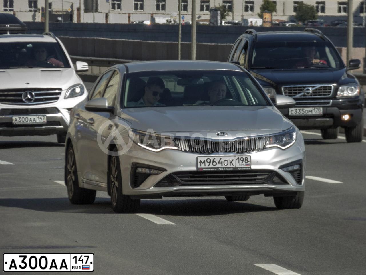Фото автомобиля MERCEDES M-KLASSE, 2013 — госномер А300АА147. Цвет: Белый