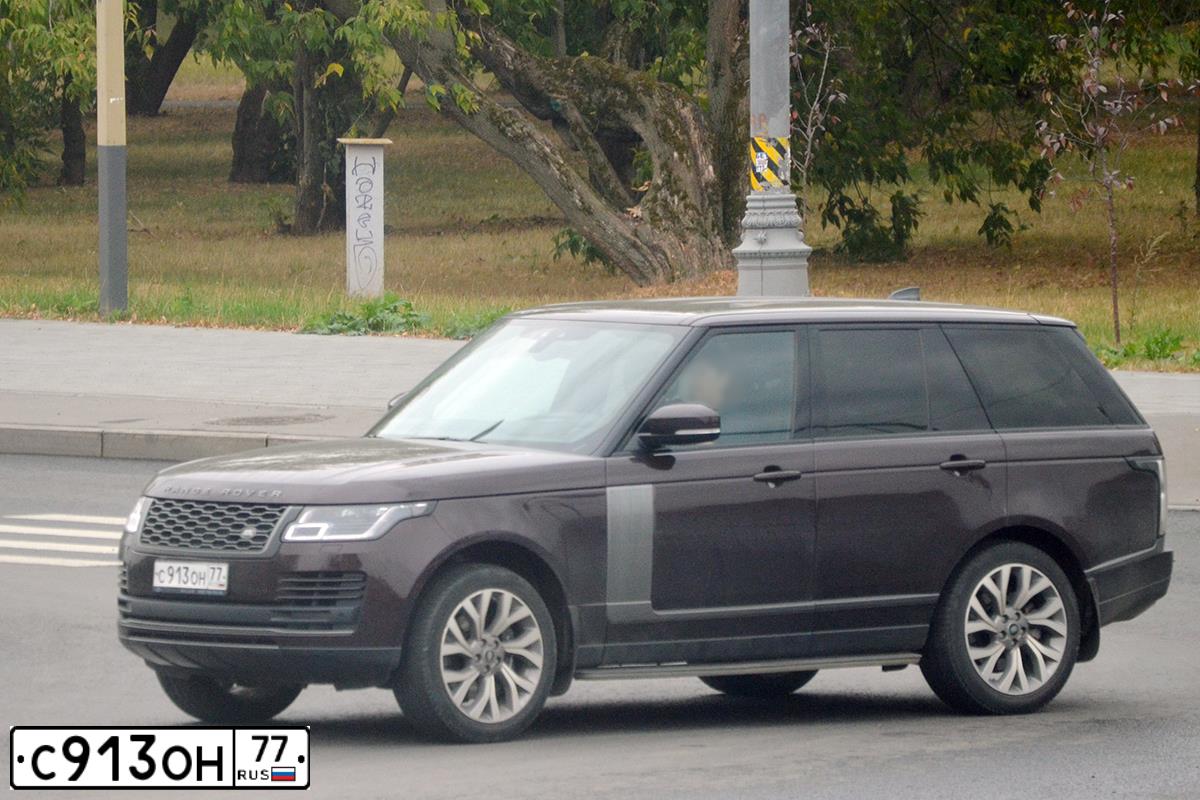Фото автомобиля LANDROVER RANGE ROVER, 2014 — госномер Н840НЕ790. Цвет: ЧЕРНЫЙ