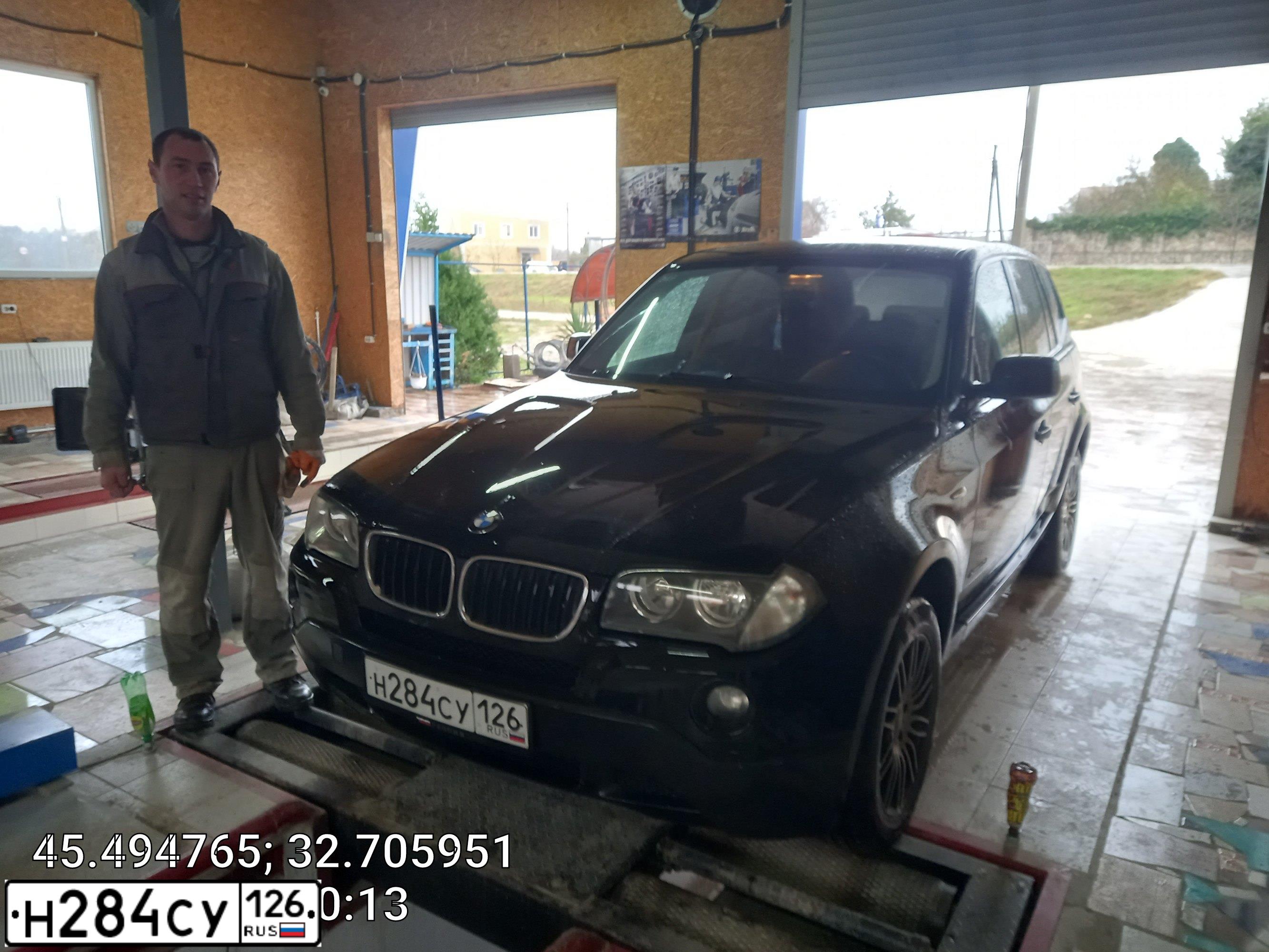 Фото автомобиля BMW X3, 2009 — госномер М256УТ82. Цвет: ЧЕРНЫЙ