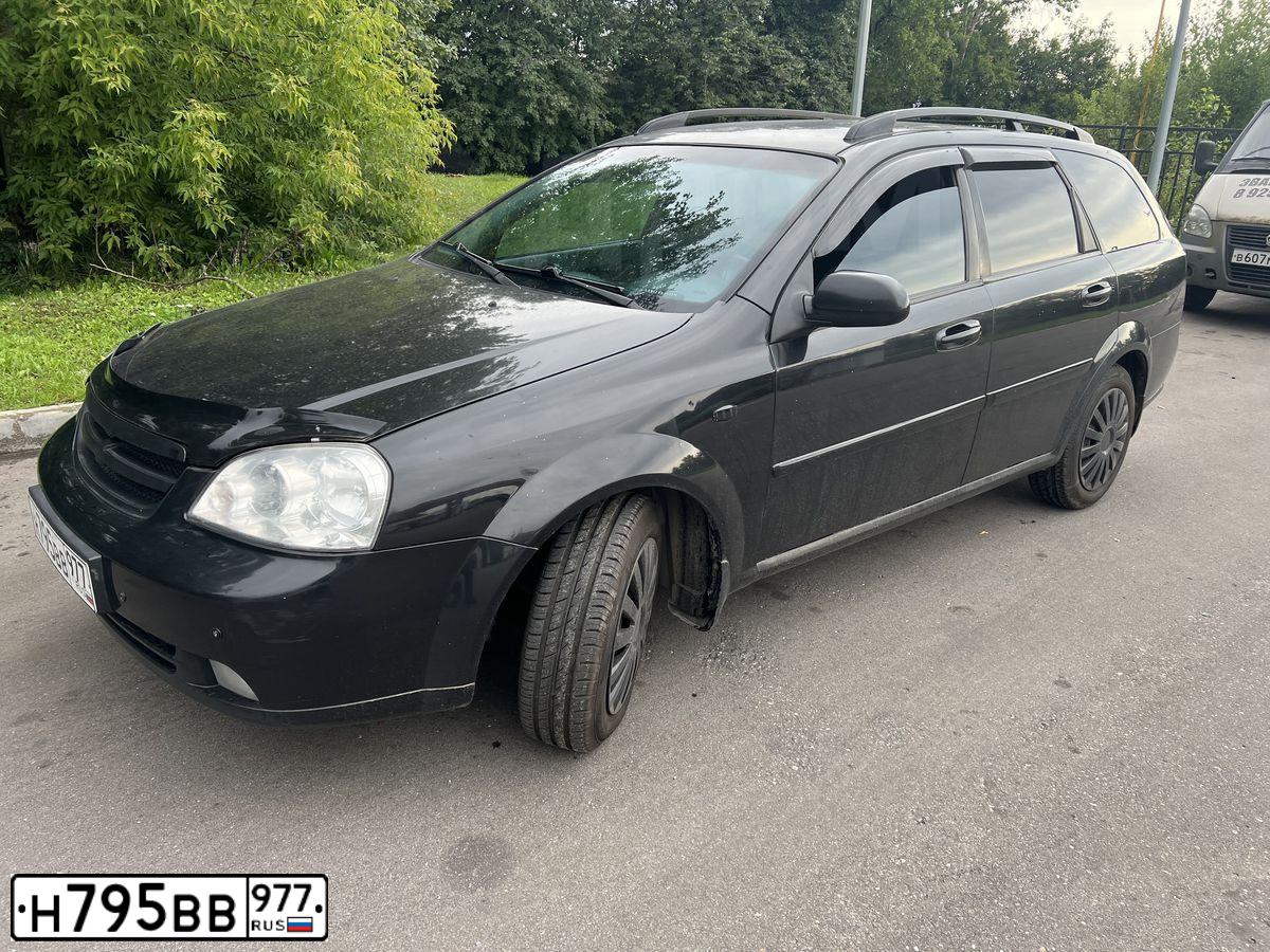 Фото автомобиля CHEVROLET LACETTI, 2007 — госномер В525ХР799. Цвет: ЧЕРНЫЙ