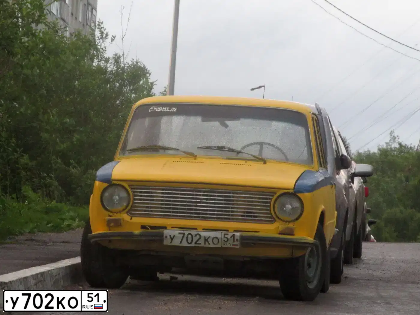 Фото автомобиля LADA 2101, 1986 — госномер У702КО51. Цвет: ЖЕЛТЫЙ