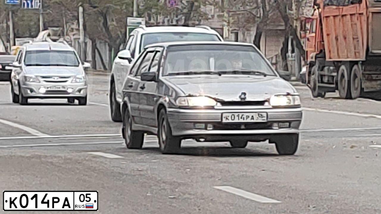 Фото автомобиля TOYOTA LANDCRUISER 200, 2010 — госномер К014РА05. Цвет: ЧЕРНЫЙ
