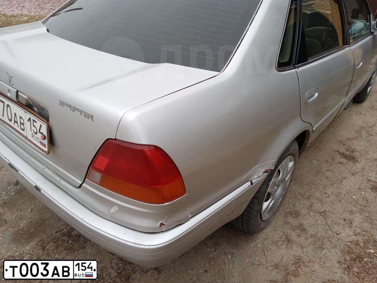 Фото автомобиля TOYOTA LANDCRUISER, 2004 — госномер О011ХТ54. Цвет: ЧЕРНЫЙ