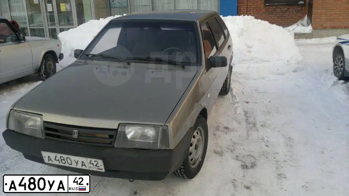 Фото автомобиля LADA 2109 SAMARA, 2000 — госномер С579КВ142. Цвет: СЕРЕБРИСТЫЙ СЕРО-ЗЕЛЕНЫЙ