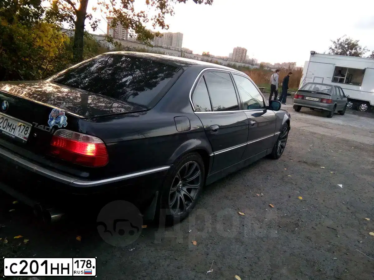 Фото автомобиля SUZUKI LIANA, 2004 — госномер М603РО82. Цвет: СЕРЕБРИСТЫЙ