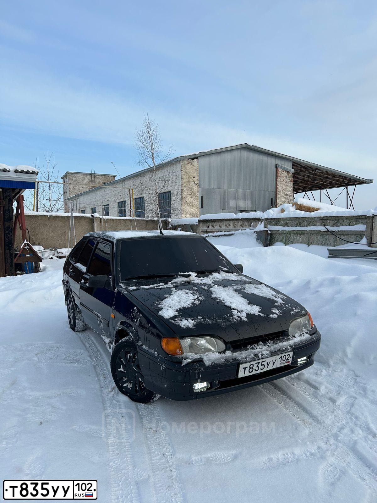Фото автомобиля LADA 2114 SAMARA, 2010 — госномер В888УР102. Цвет: СИНЕ-ЧЕРНЫЙ