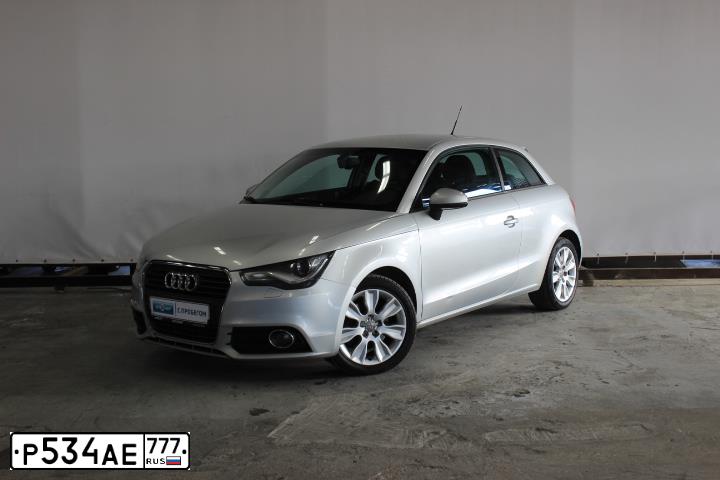 Фото автомобиля AUDI A1, 2010 — госномер У033ВК31. Цвет: СЕРЫЙ