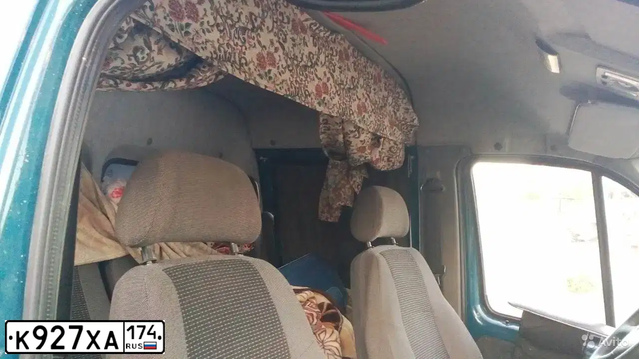 Фото автомобиля GAZ 3302 GAZEL, 2008 — госномер К927ХА174. Цвет: Темно-синий