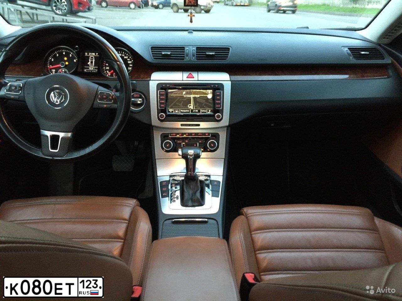 Фото автомобиля VOLKSWAGEN CC, 2010 — госномер А208РС37. Цвет: БЕЖЕВО-СЕРЫЙ