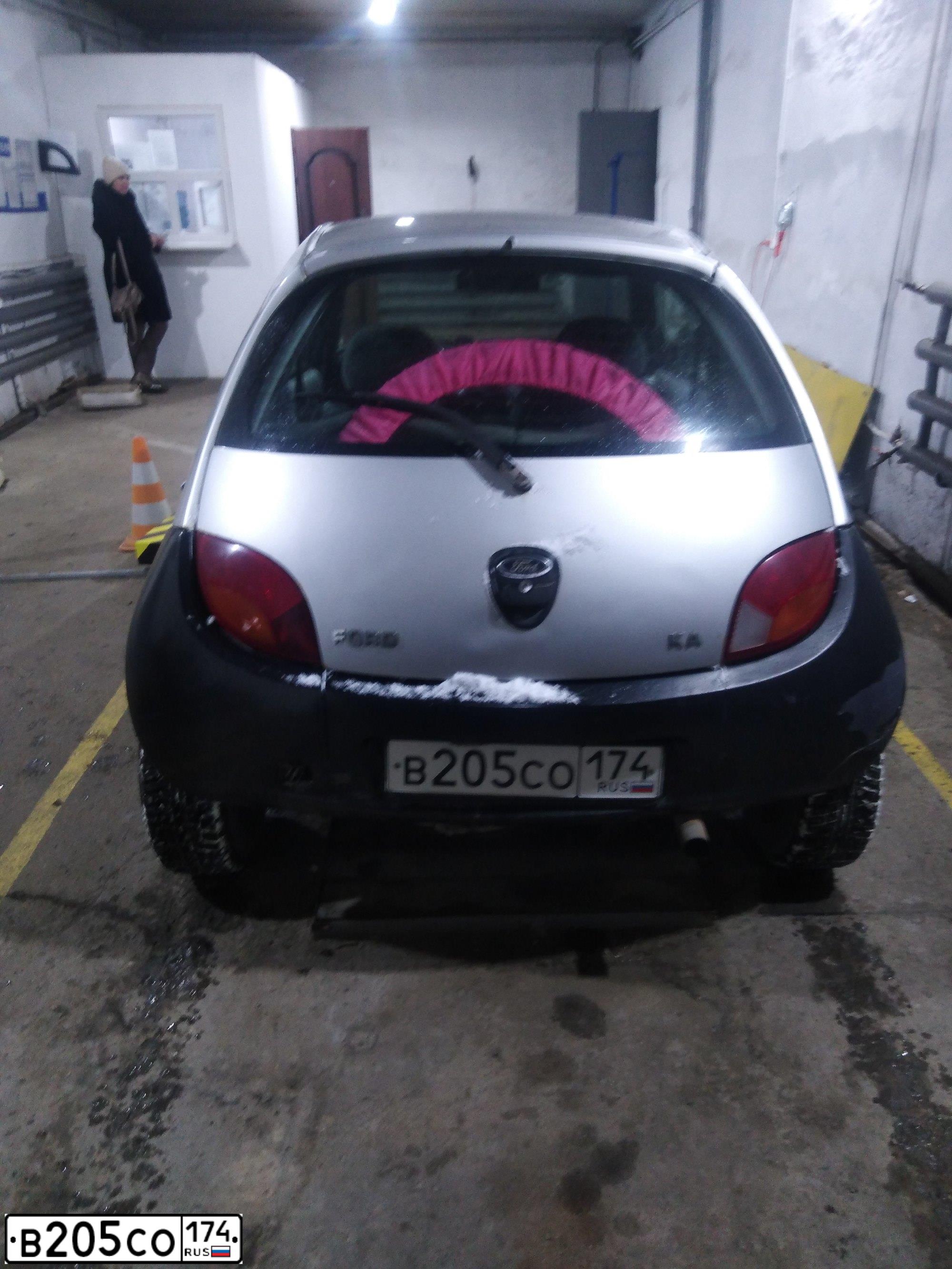 Фото автомобиля FORD KA, 1997 — госномер В205СО174. Цвет: СЕРЕБРИСТЫЙ