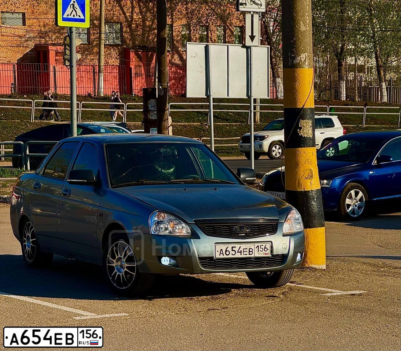 Фото автомобиля LADA 2170 PRIORA, 2008 — госномер А654ЕВ156. Цвет: СРЕДНИЙ СЕРО-ЗЕЛЕН.МЕТАЛЛ
