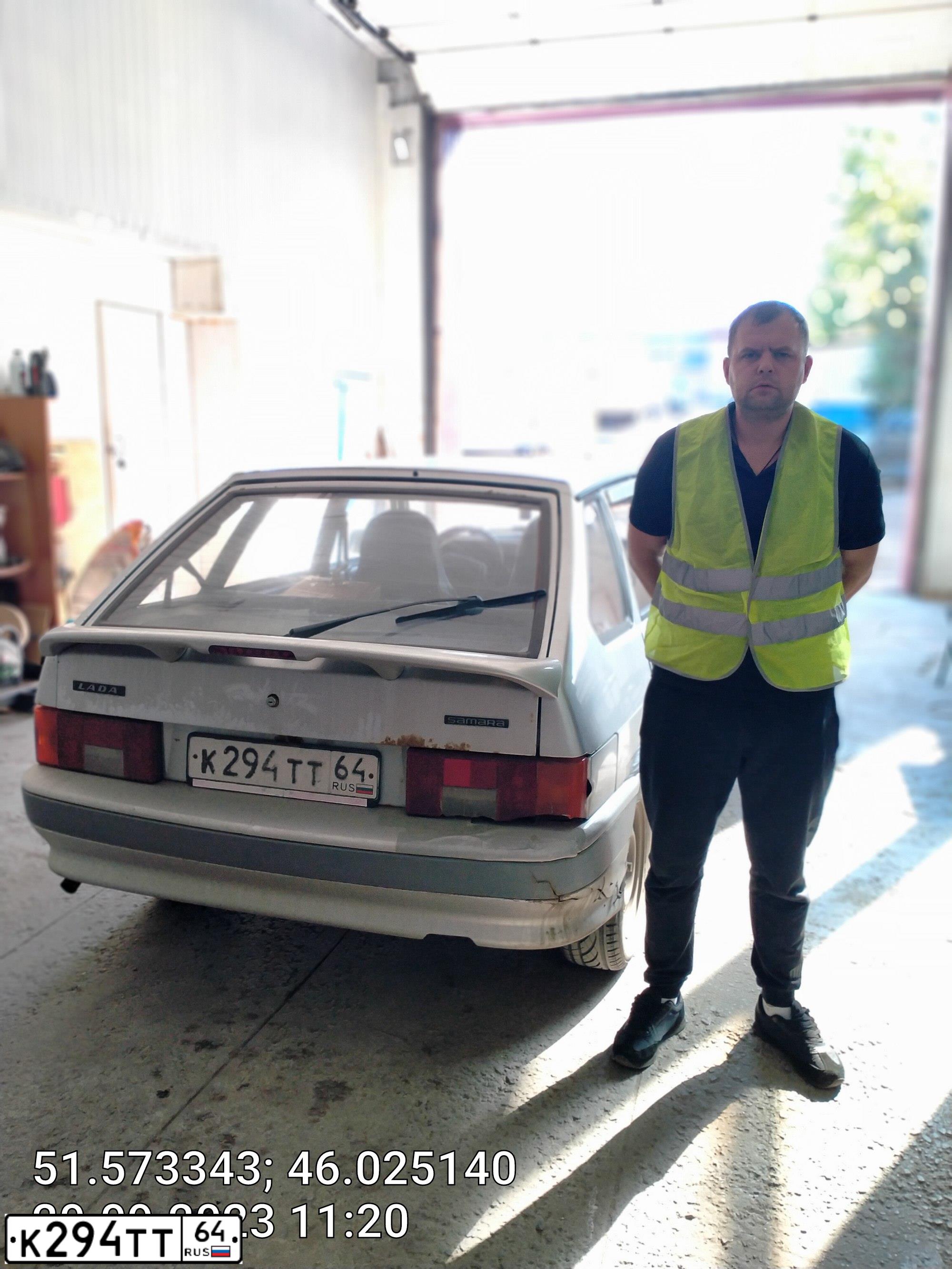 Фото автомобиля LADA 2114 SAMARA, 2007 — госномер К294ТТ64. Цвет: СВЕТЛО-СЕРЕБРИСТЫЙ МЕТАЛЛ