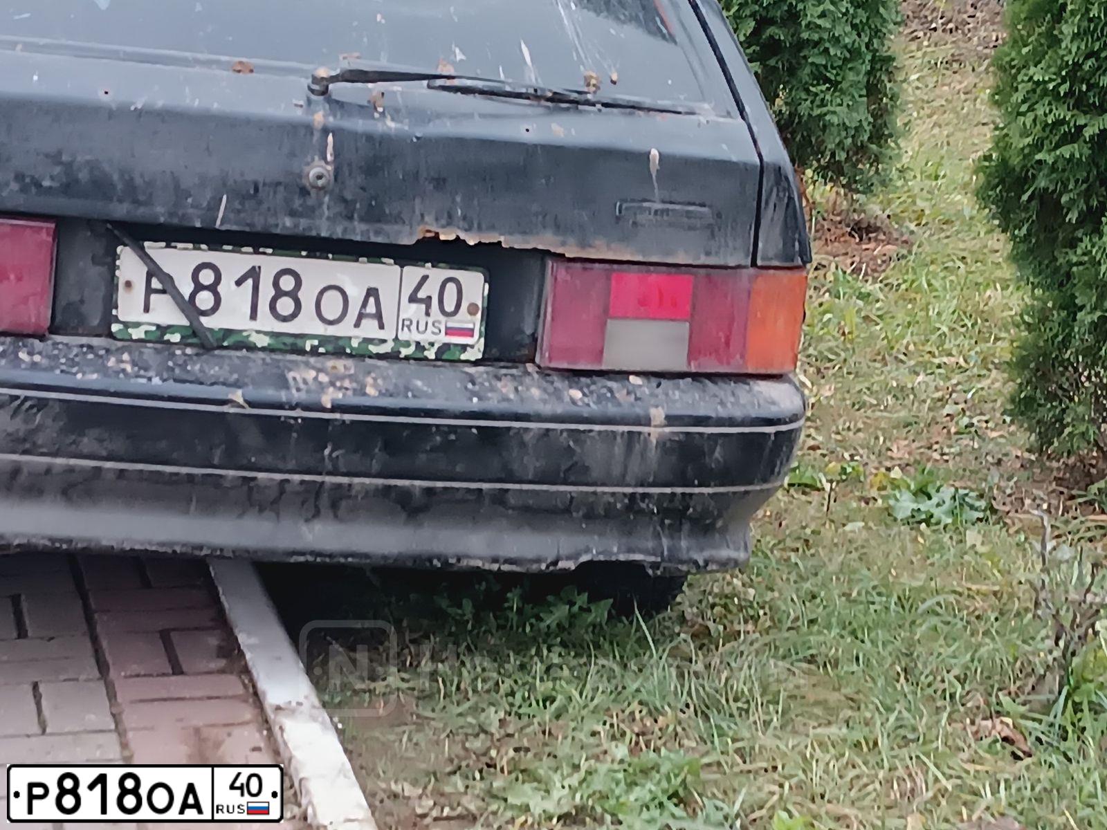 Фото автомобиля LADA 2114 SAMARA, 2013 — госномер Р818ОА40. Цвет: Сине-Черный