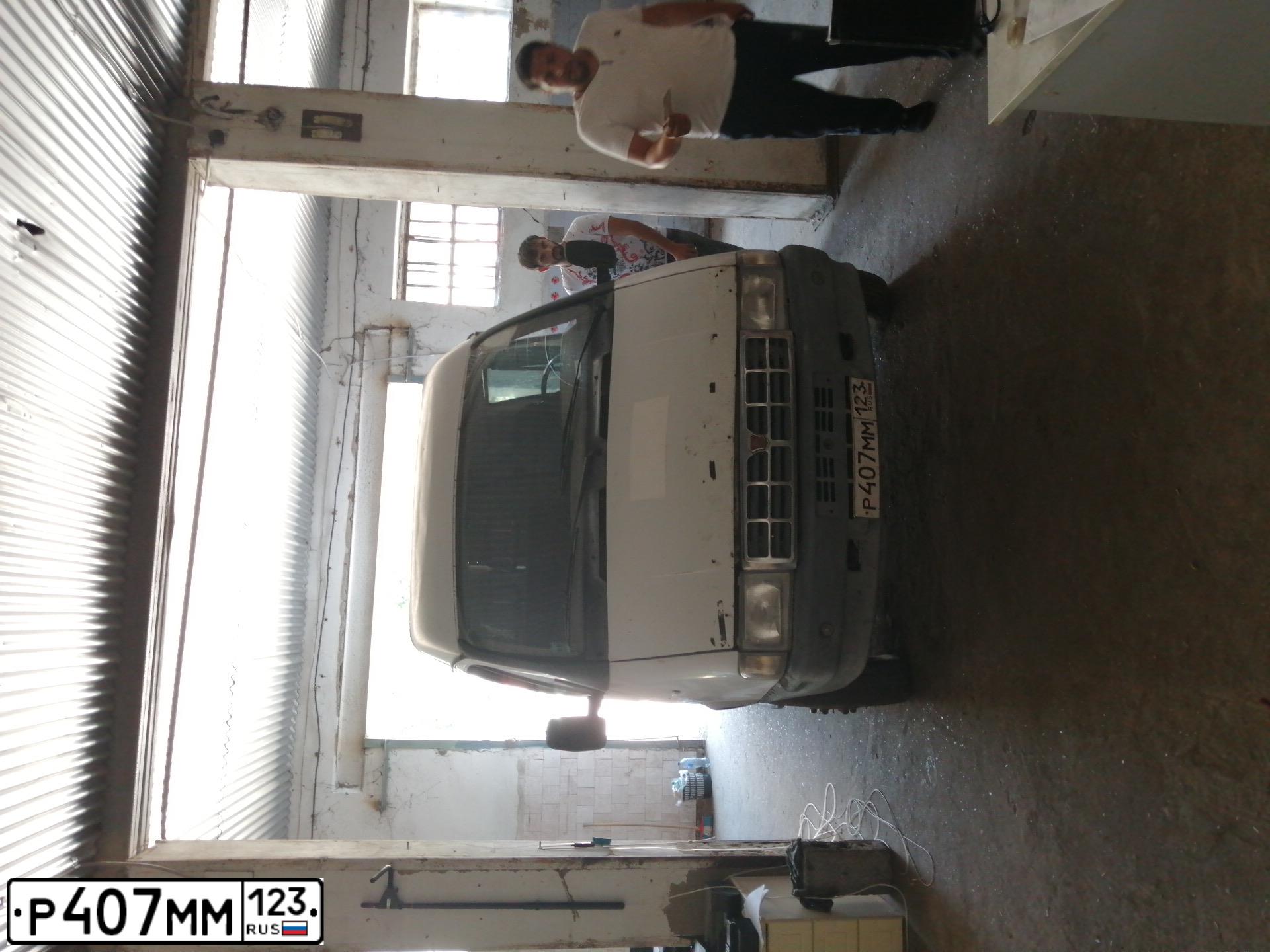 Фото автомобиля GAZ 2705 EL, 2002 — госномер Р407ММ123. Цвет: СНЕЖНО-БЕЛЫЙ