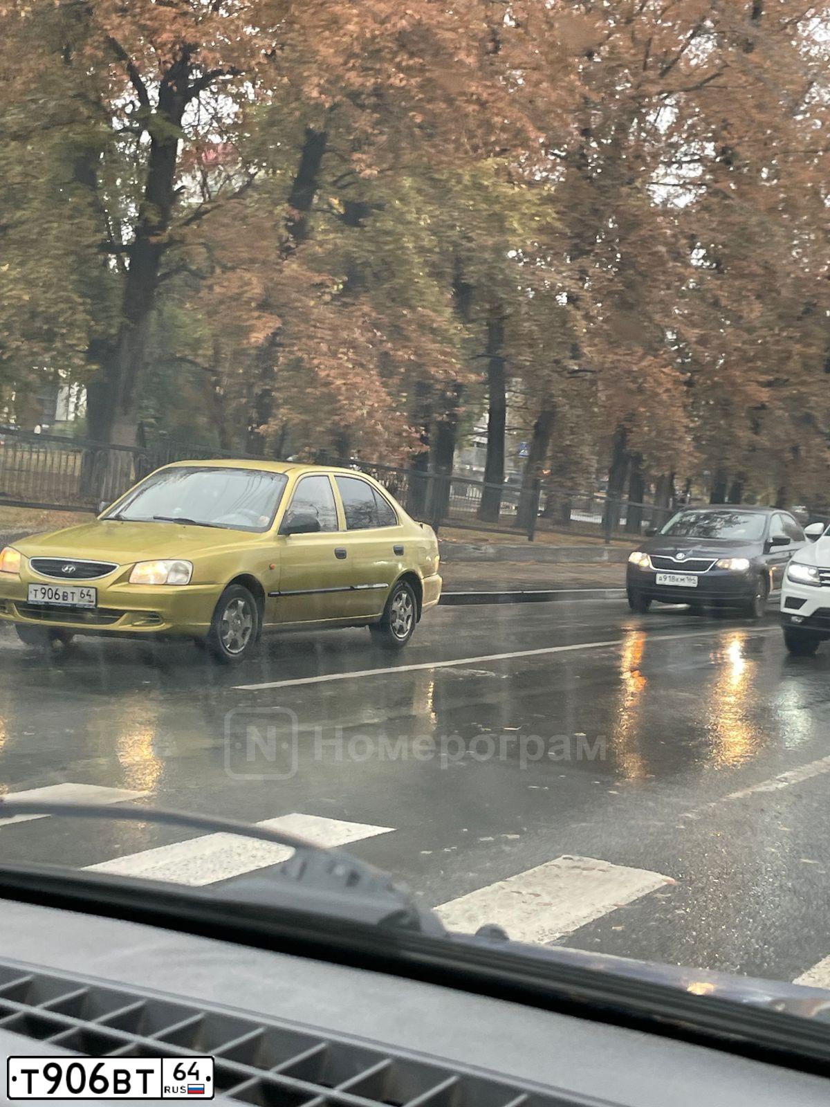 Фото автомобиля TAGAZ ACCENT, 2008 — госномер Т906ВТ64. Цвет: ЖЕЛТЫЙ