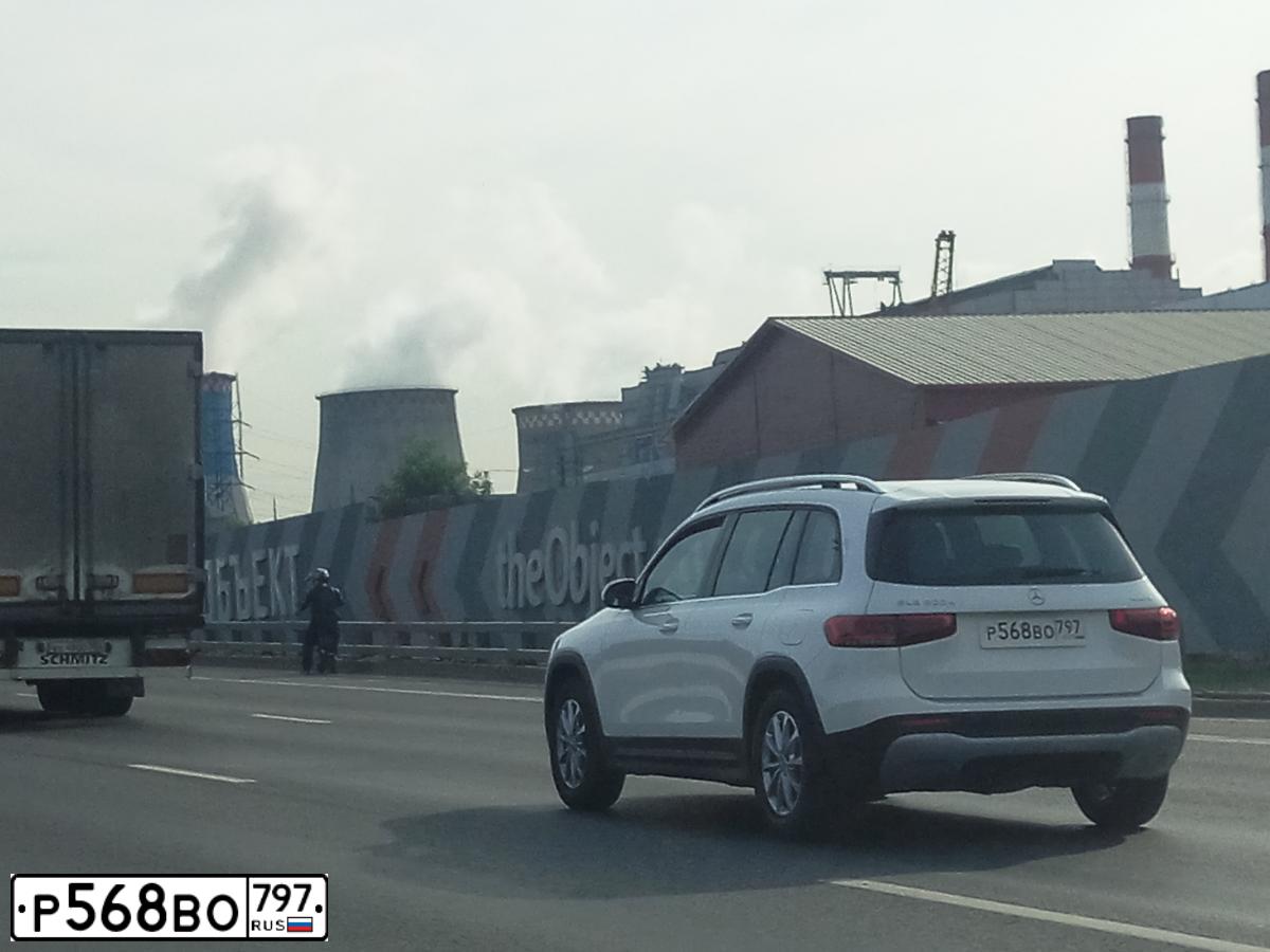 Фото автомобиля MERCEDES-BENZ GLB-CLASS GLВ 200 D 4МАТIС, 2020 — госномер Р568ВО797. Цвет: Белый