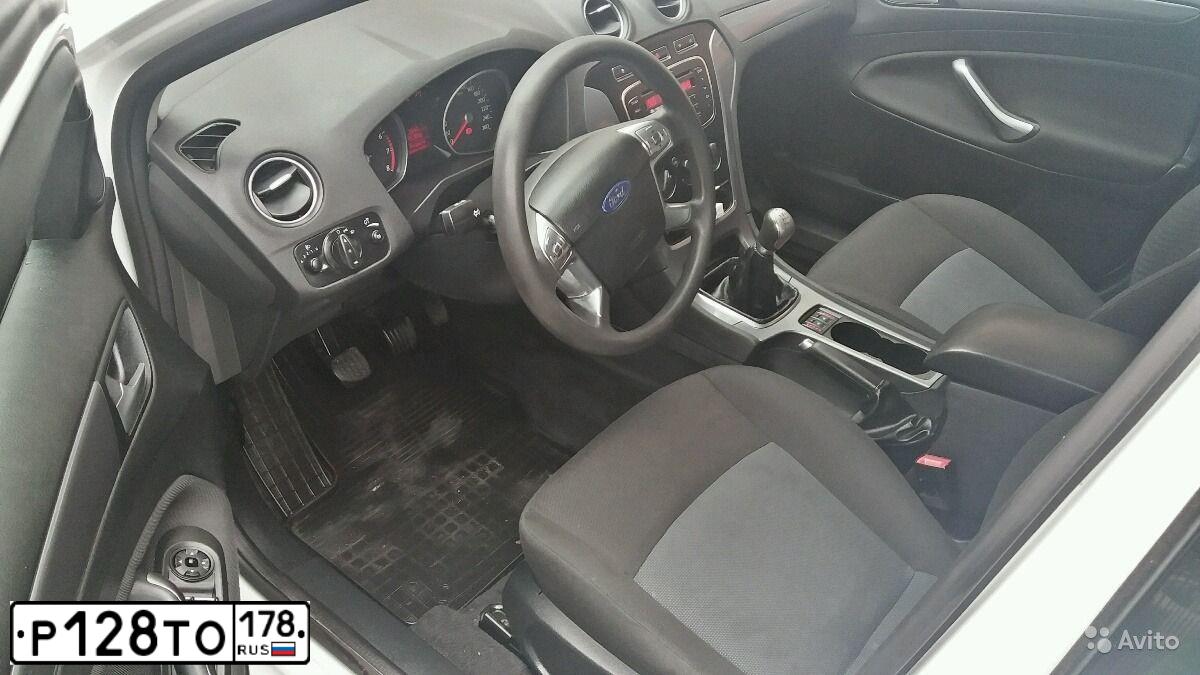 Фото автомобиля FORD MONDEO, 2013 — госномер Н444АЕ47. Цвет: Белый
