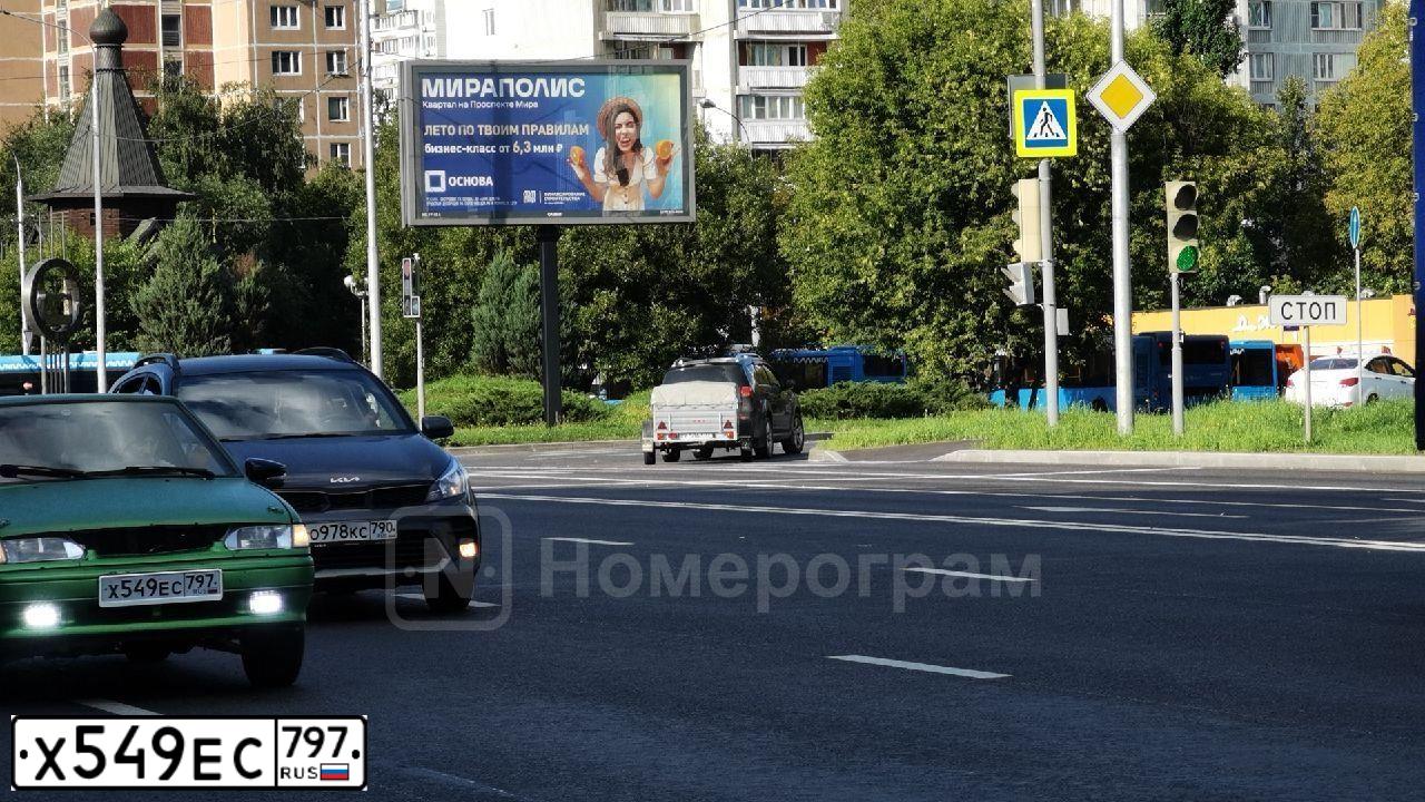 Фото автомобиля LADA 2114, 2004 — госномер С245ТЕ40. Цвет: СЕРЕБРИСТО ЗЕЛЕНЫЙ