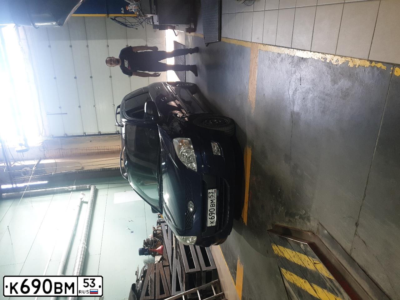 Фото автомобиля HYUNDAI MATRIX, 2008 — госномер Т275СЕ98. Цвет: синий