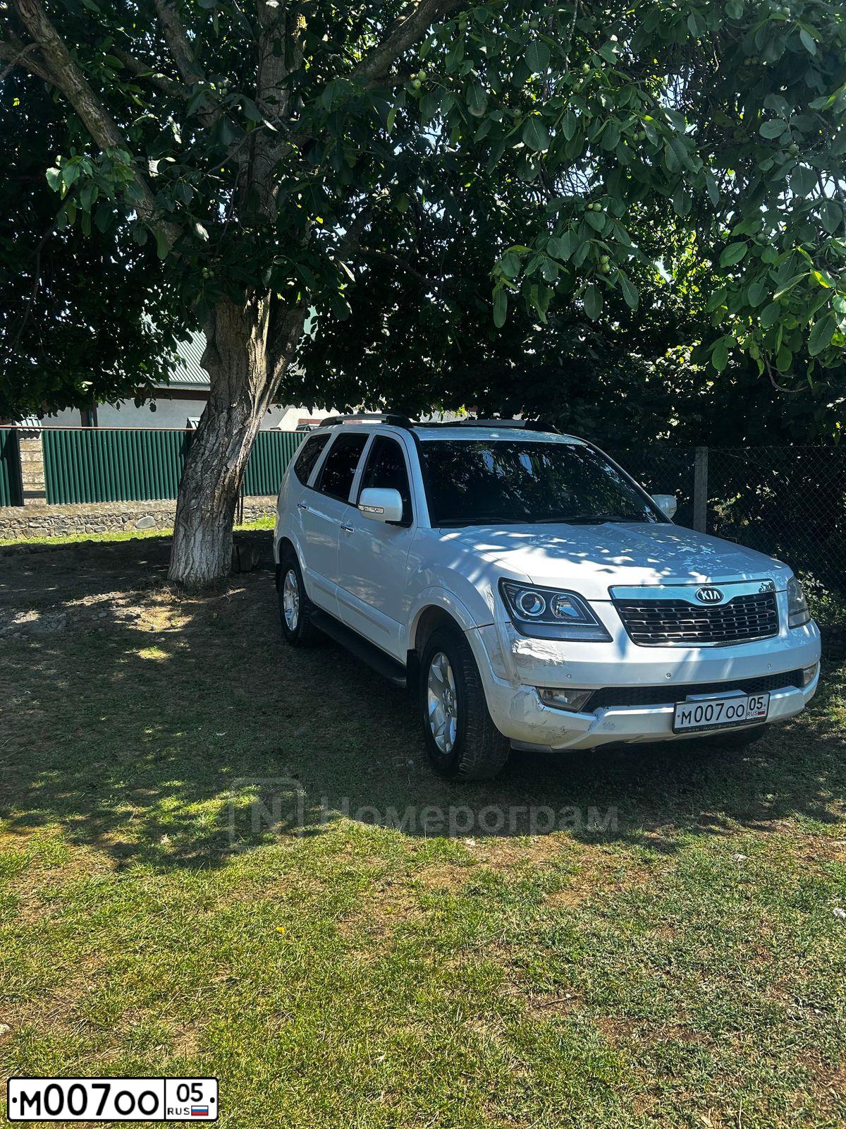 Фото автомобиля NISSAN PATHFINDER, 2006 — госномер Е005ОК69. Цвет: ЧЕРНЫЙ