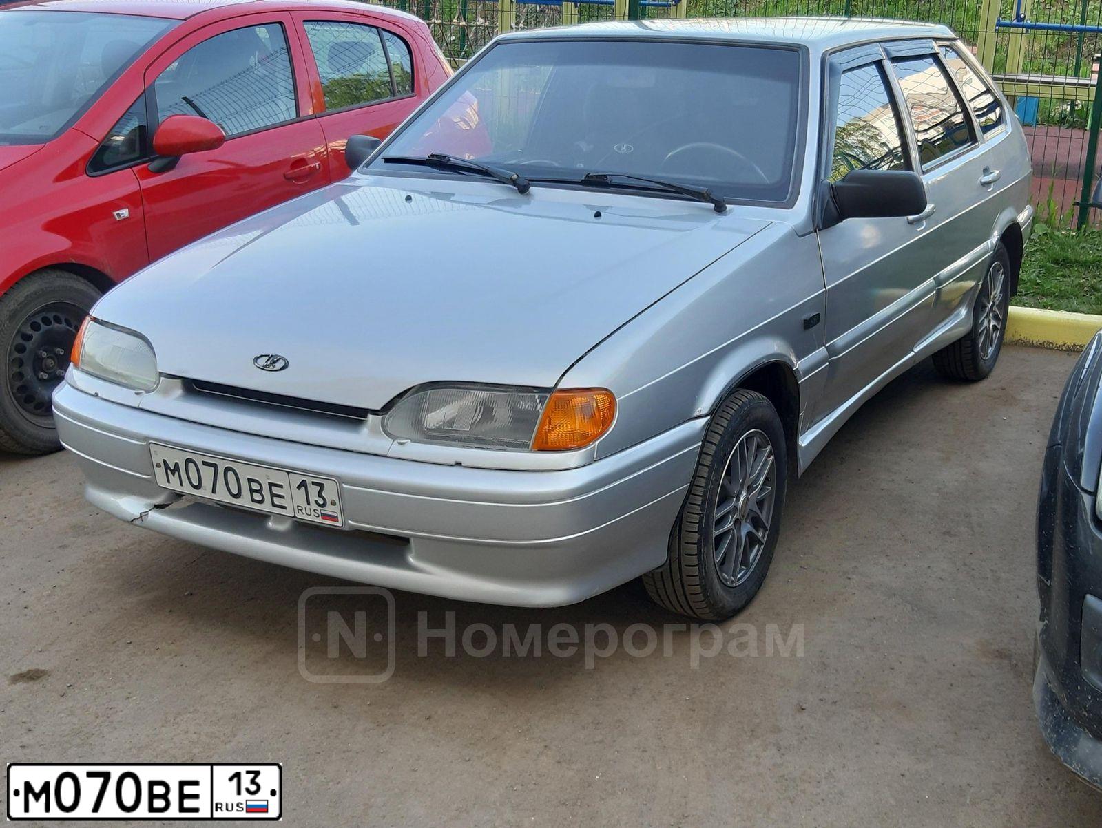 Фото автомобиля LADA 2114 SAMARA, 2005 — госномер М070ВЕ13. Цвет: СЕРЕБРИСТО-СЕРЫЙ