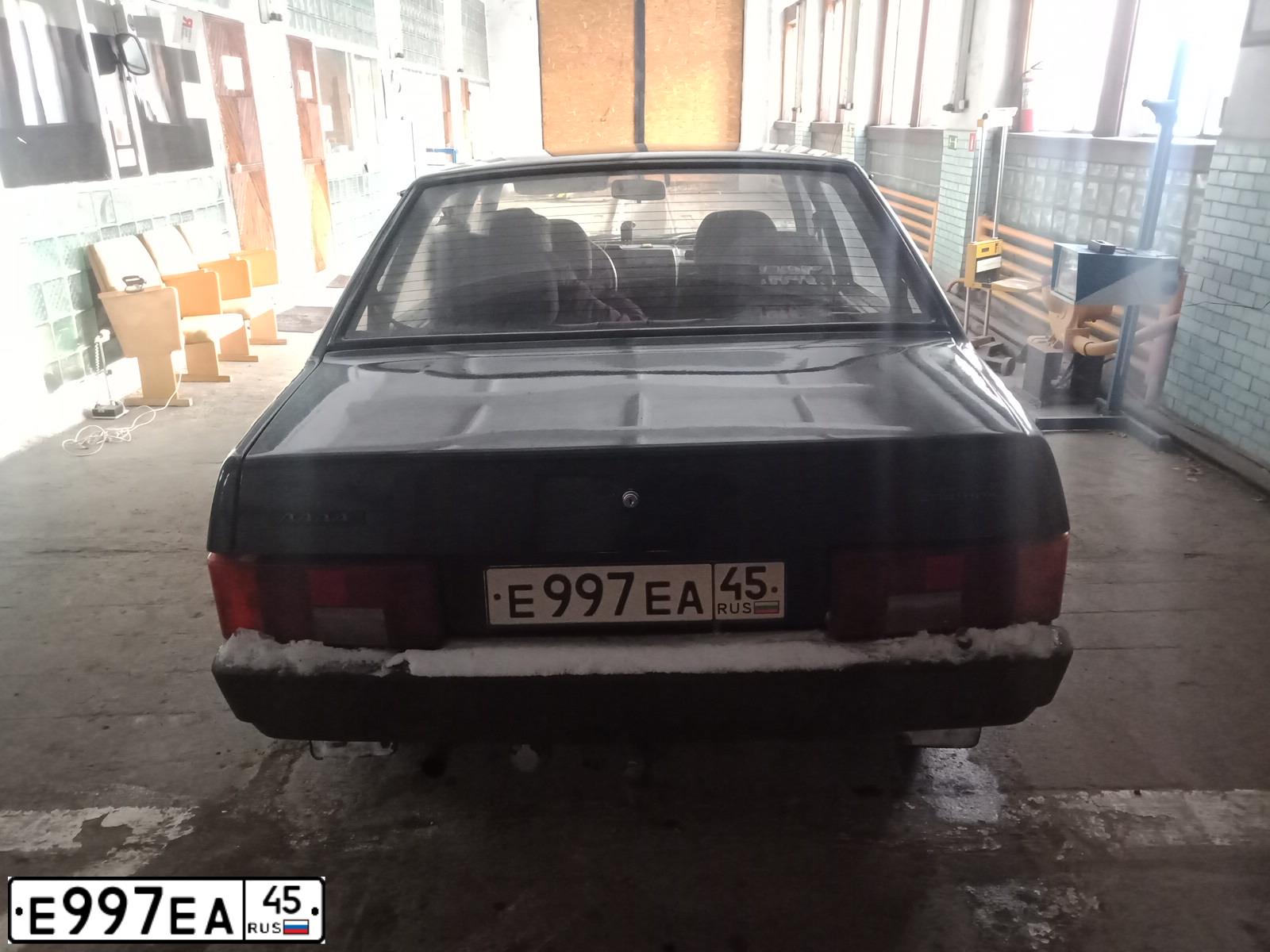 Фото автомобиля LADA 2109 SAMARA, 1997 — госномер Е997ЕА45. Цвет: ТЕМНО- СИНИЙ