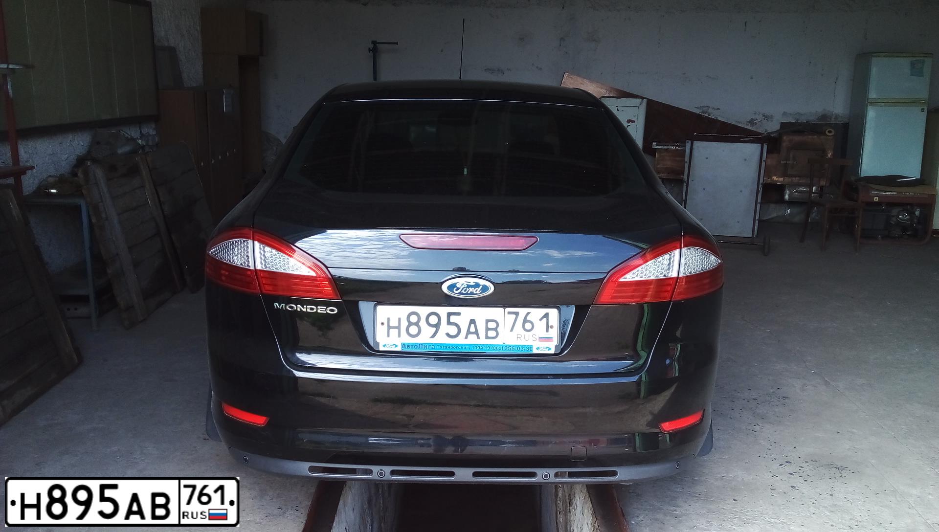 Фото автомобиля FORD MONDEO, 2008 — госномер Н090ВУ161. Цвет: ЧЕРНЫЙ