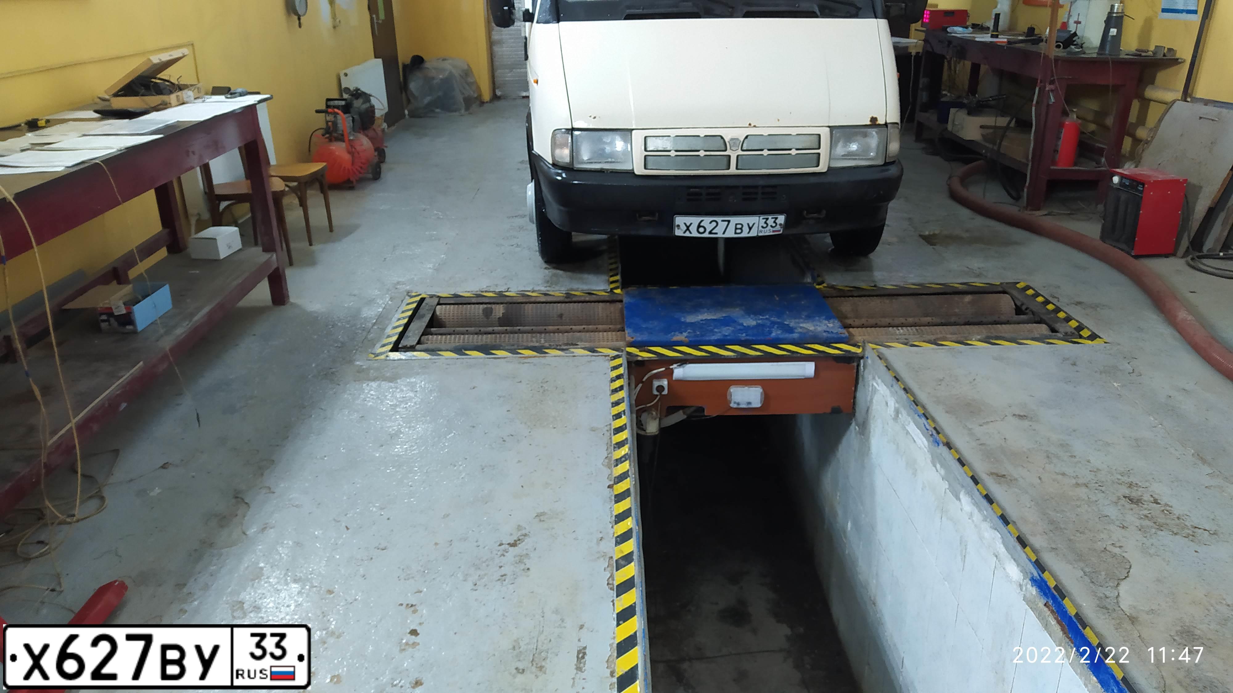 Фото автомобиля GAZ 3302 EL, 2002 — госномер Х627ВУ33. Цвет: ЖЕЛТО-БЕЛЫЙ