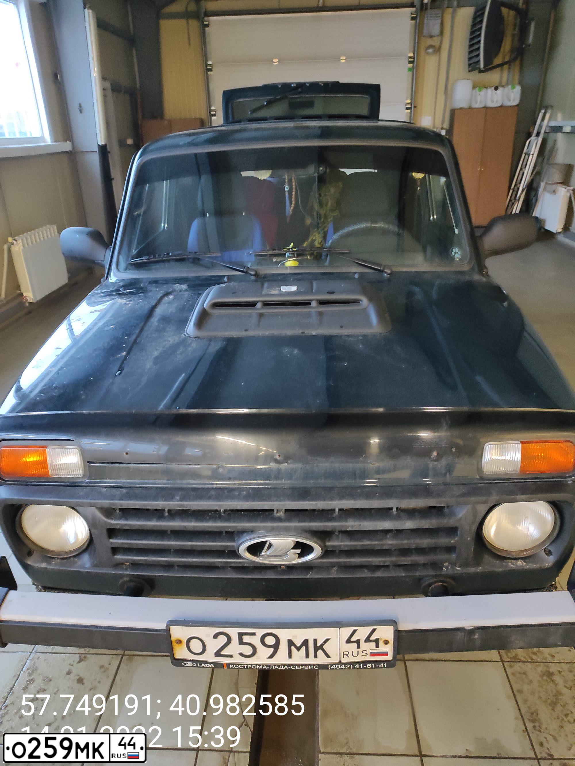 Фото автомобиля LADA 2131 NIVA, 2018 — госномер О259МК44. Цвет: ТЕМНО - ЗЕЛЕНЫЙ
