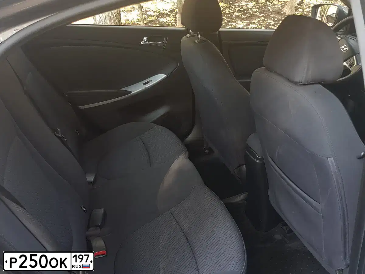 Фото автомобиля HYUNDAI SOLARIS, 2011 — госномер К002УТ33. Цвет: СЕРЫЙ ТЕМНЫЙ