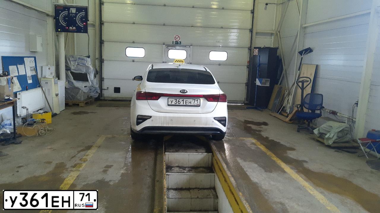 Фото автомобиля KIA CERATO, 2019 — госномер У361ЕН71. Цвет: СЕРЕБРИСТЫЙ