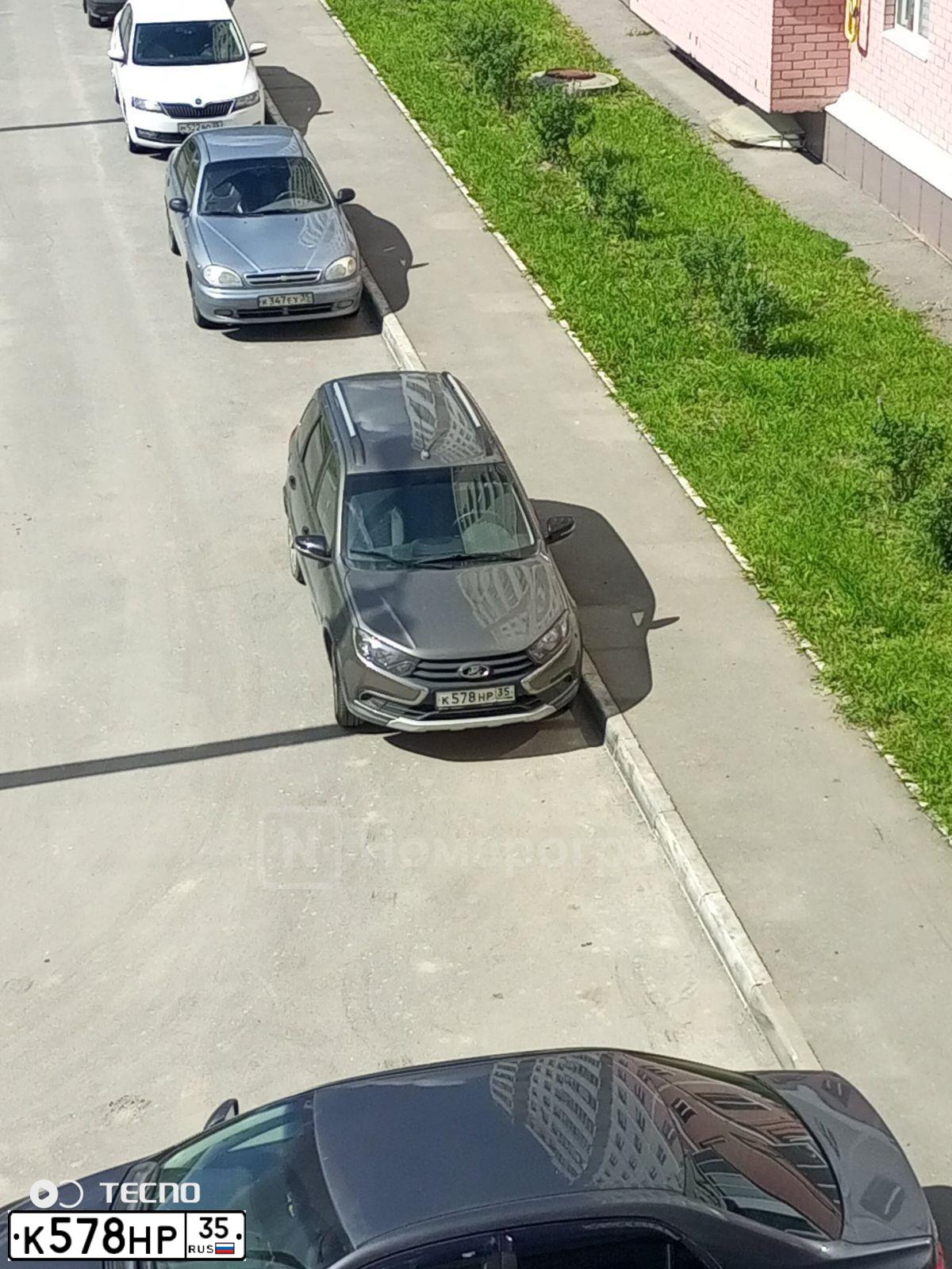Фото автомобиля LADA 2194 GRANTA, 2020 — госномер К578НР35. Цвет: Коричневый
