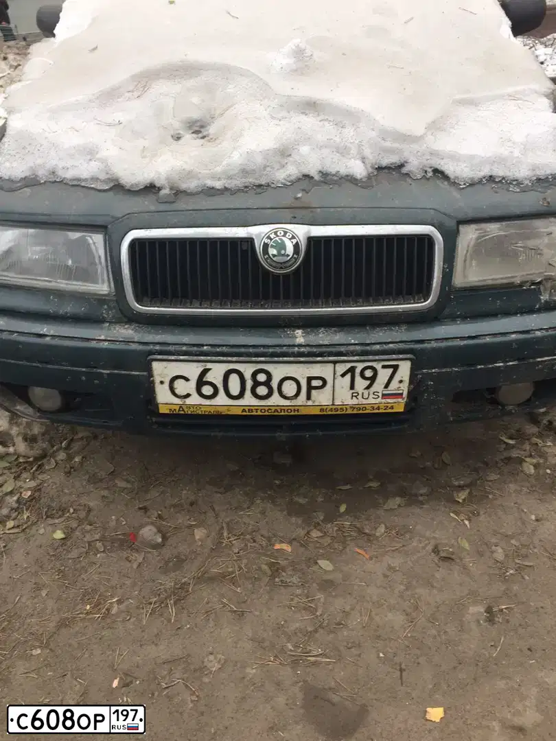 Фото автомобиля SKODA FELICIA, 2001 — госномер К907НР790. Цвет: ЗЕЛЕНЫЙ