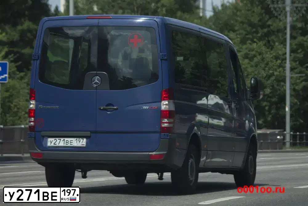 Фото автомобиля МЕРСЕДЕС-БЕНЦ 311 CDI СПРИНТЕР, 2007 — госномер С396ТВ797. Цвет: СИНИЙ
