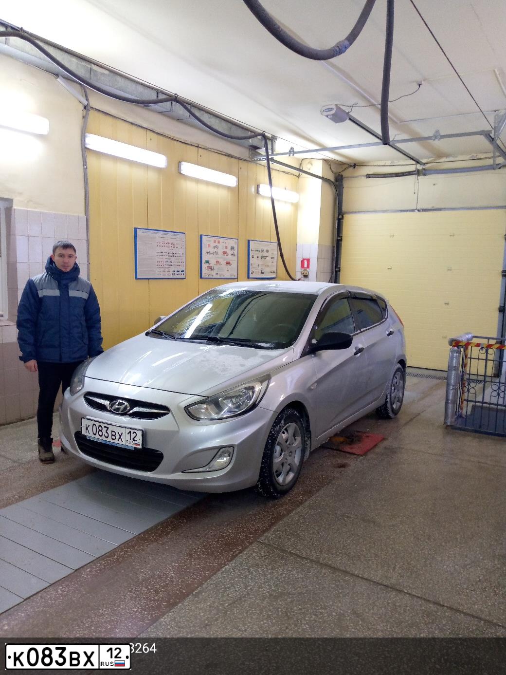 Фото автомобиля HYUNDAI SOLARIS, 2013 — госномер К083ВХ12. Цвет: СЕРЕБРИСТЫЙ