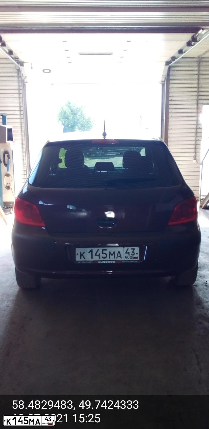 Фото автомобиля PEUGEOT 307, 2007 — госномер У857УМ43. Цвет: ФИОЛЕТОВЫЙ