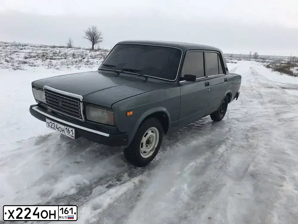 Фото автомобиля LADA 2107 LADA, 2010 — госномер Р773АВ181. Цвет: СЕРО-СИНЕ-ЗЕЛЕНЫЙ