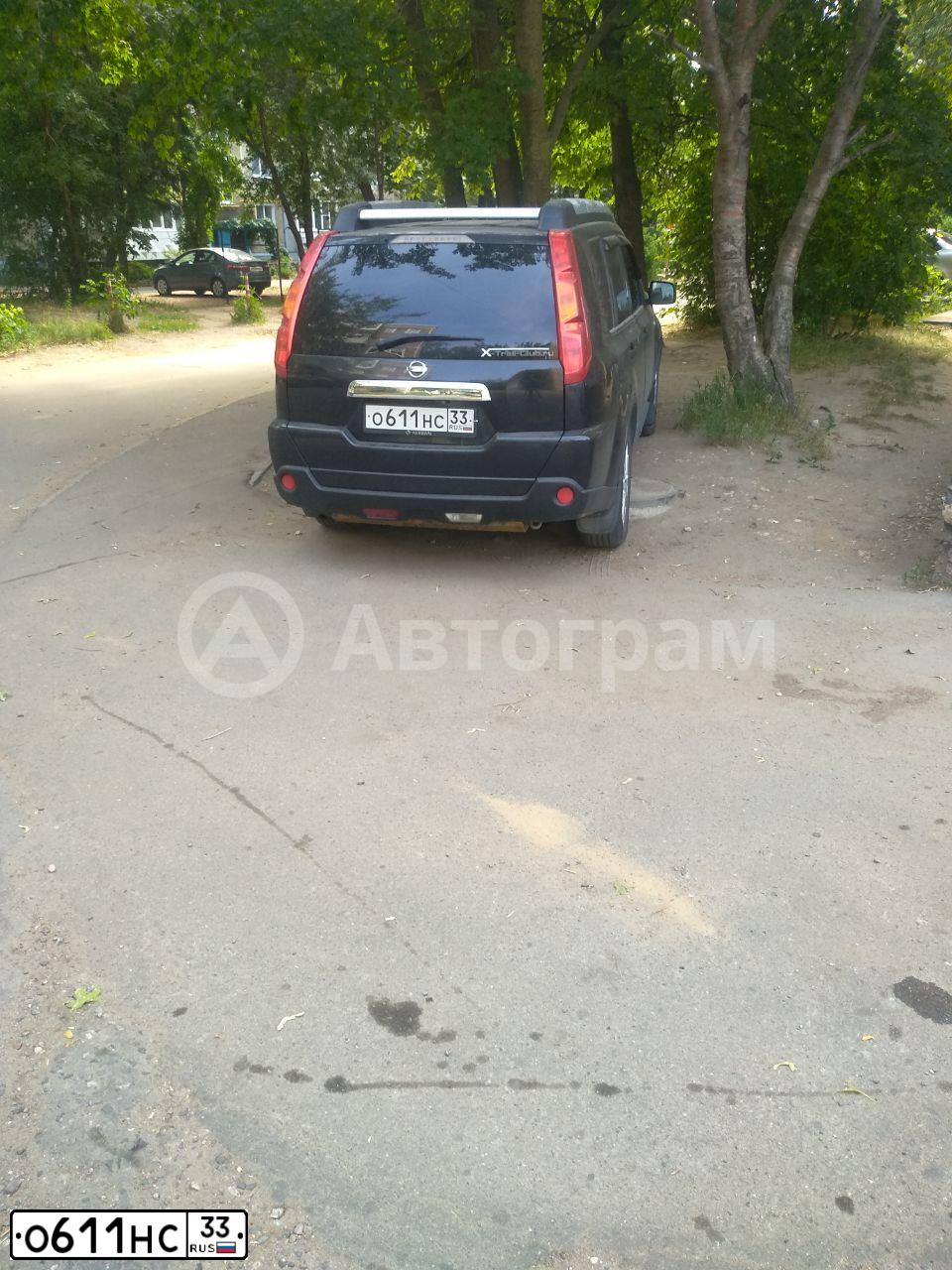 Фото автомобиля NISSAN X-TRAIL, 2008 — госномер Т173НА199. Цвет: ЧЕРНЫЙ