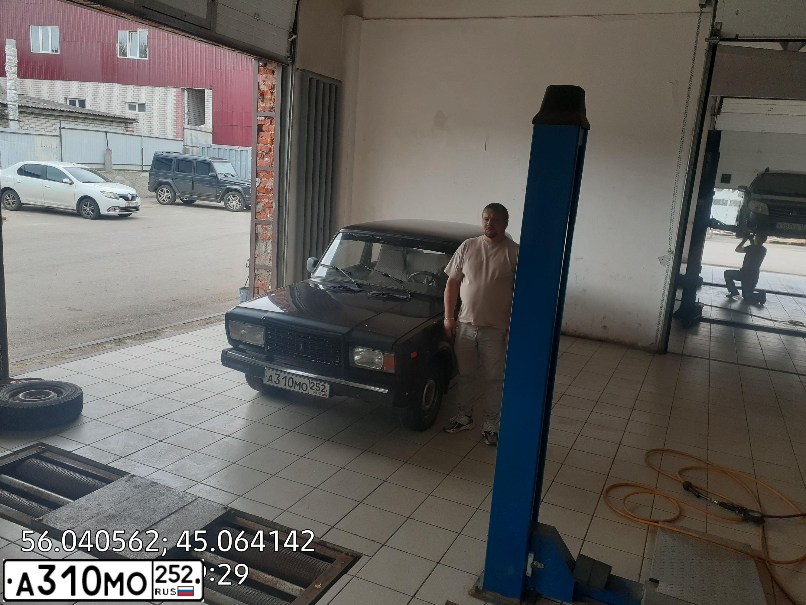 Фото автомобиля LADA 2107, 2008 — госномер А310МО252. Цвет: ТЕМНО-КОРИЧНЕВЫЙ