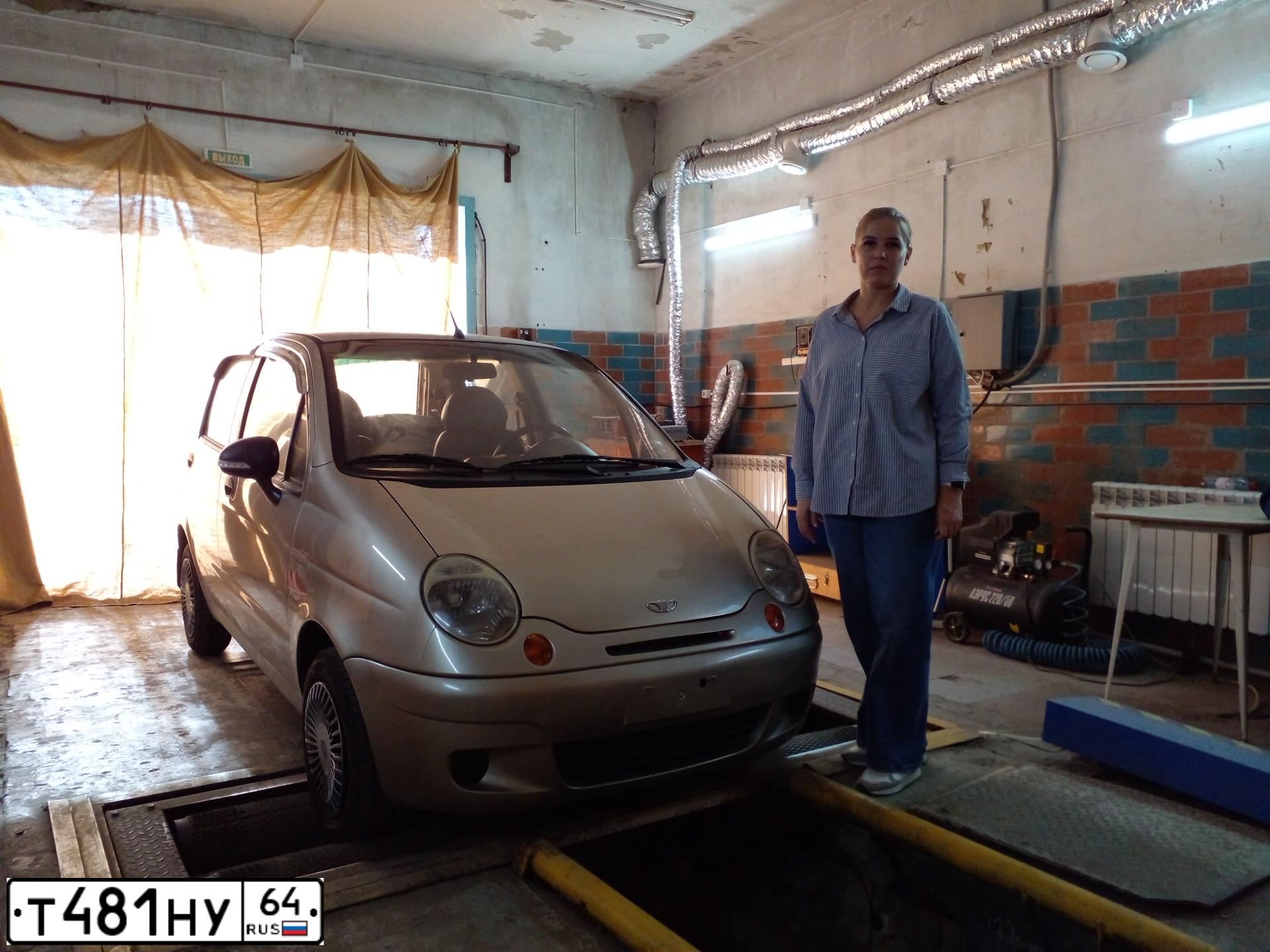 Фото автомобиля DAEWOO MATIZ, 2012 — госномер Т481НУ64. Цвет: САХАРА