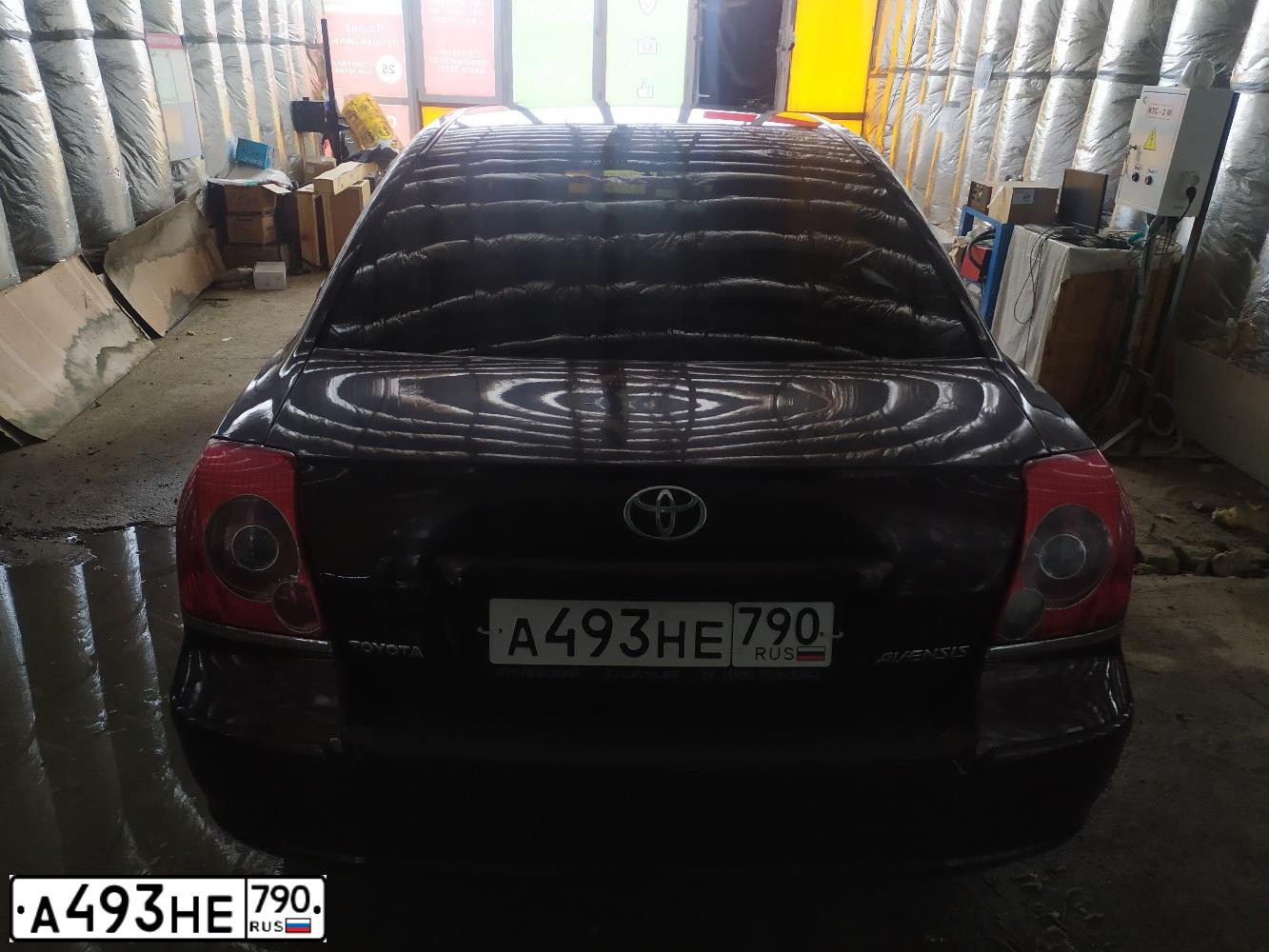 Фото автомобиля TOYOTA AVENSIS, 2007 — госномер Т453СС799. Цвет: ТЕМНО-БОРДОВЫЙ