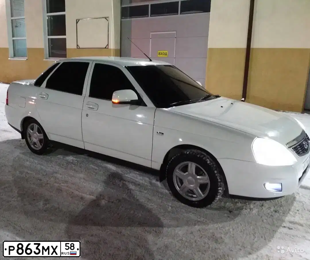 Фото автомобиля LADA PRIORA, 2014 — госномер В868РМ62. Цвет: Белый