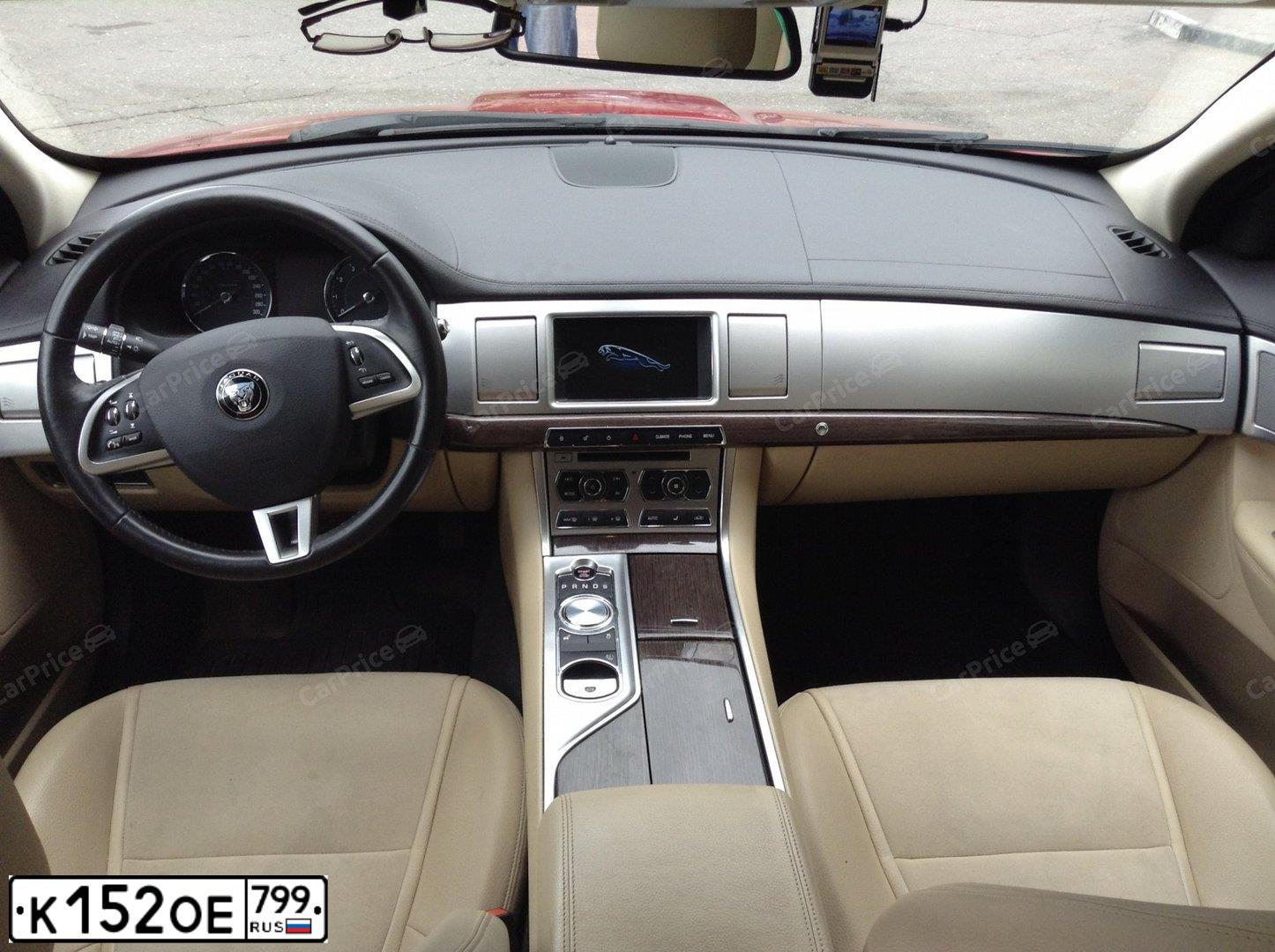 Фото автомобиля JAGUAR XF-SERIE, 2014 — госномер С561КУ797. Цвет: Красный