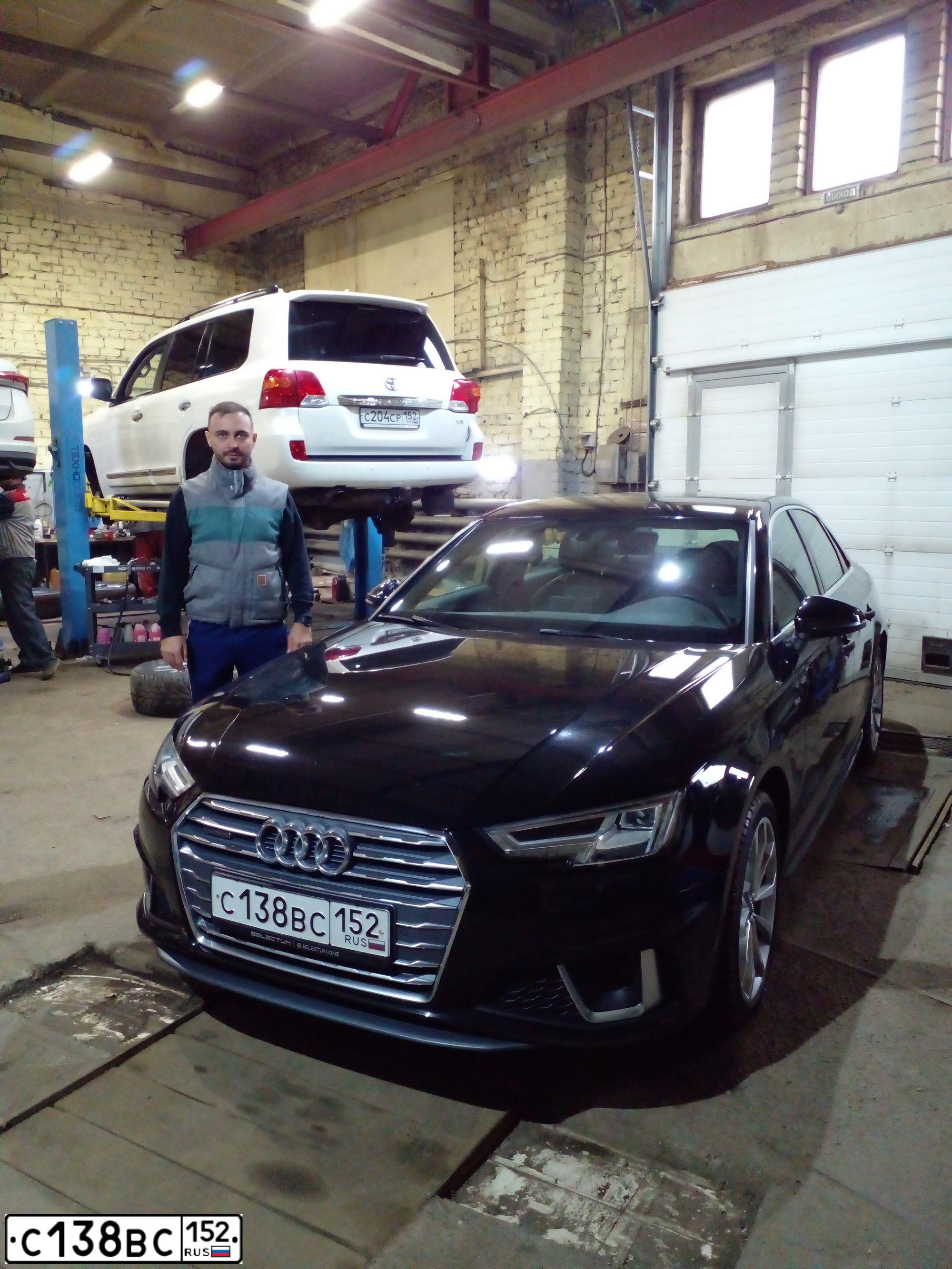 Фото автомобиля AUDI A4, 2019 — госномер У773НЕ152. Цвет: ЧЕРНЫЙ